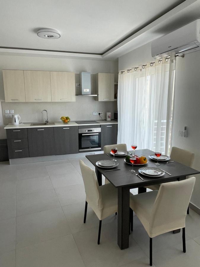 New & Comfortable 7sun Near Sandy St. Paul's Bay