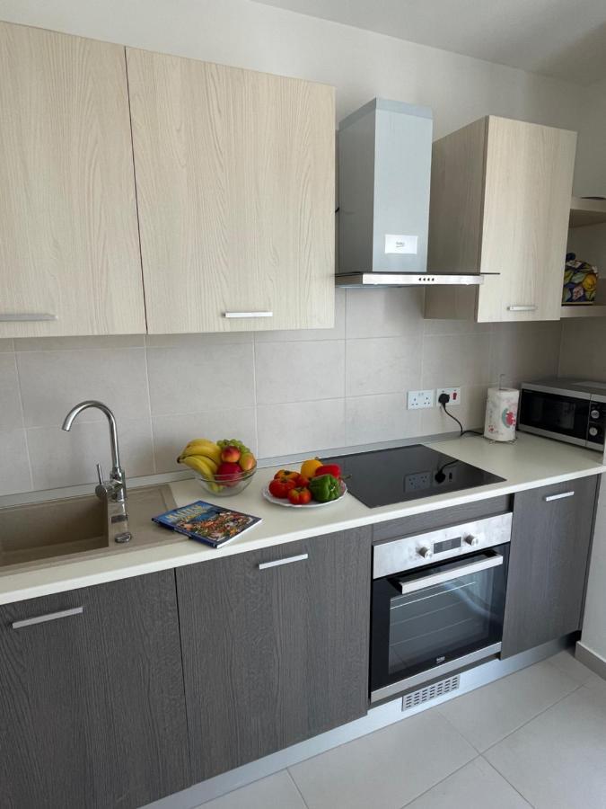 Apartament New & Comfortable 7sun Near Sandy St Paul's Bay