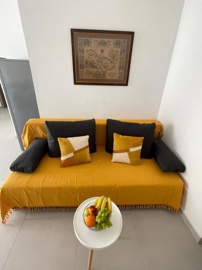 New & Comfortable 7sun Near Sandy Apartament St Paul's Bay