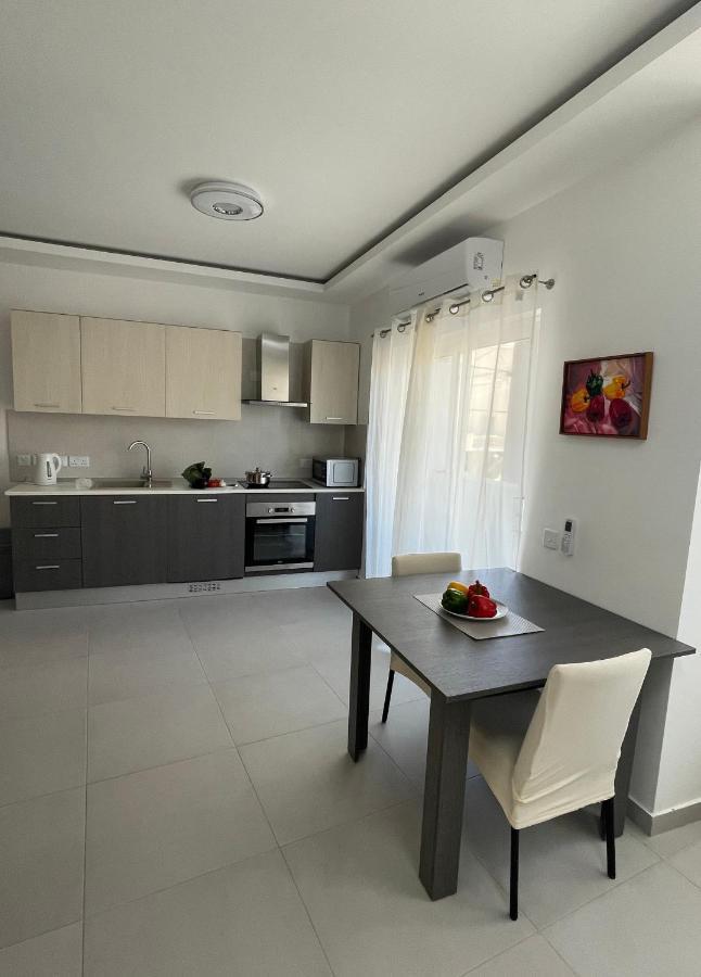 New & Comfortable 7sun Near Sandy * St. Paul's Bay