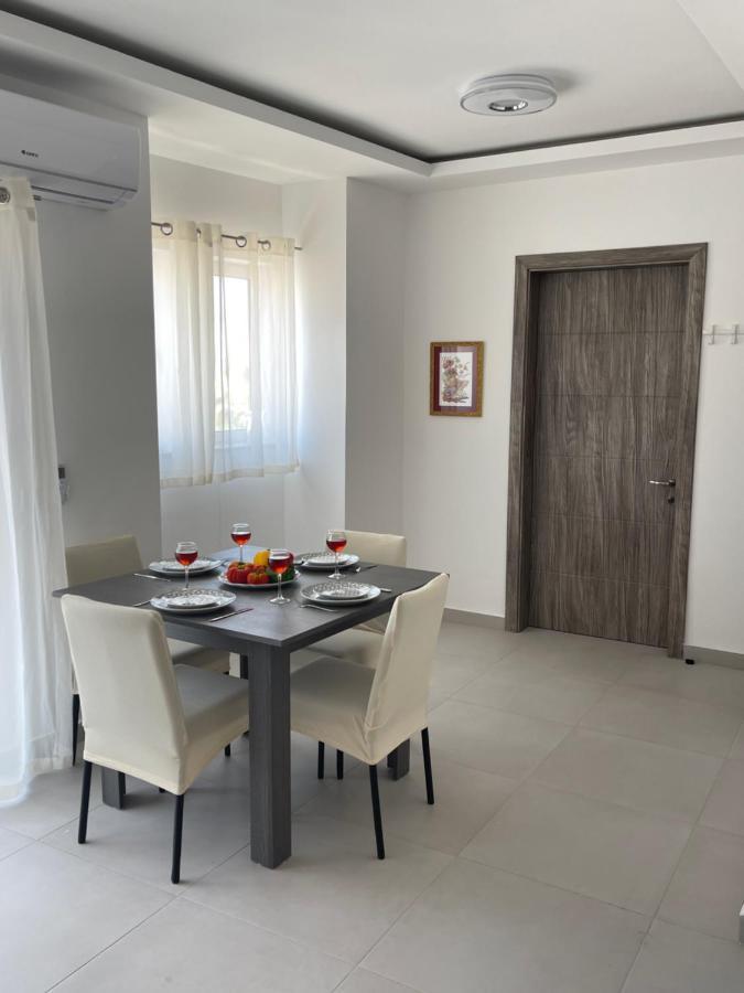 New & Comfortable 7sun Near Sandy Appartamento