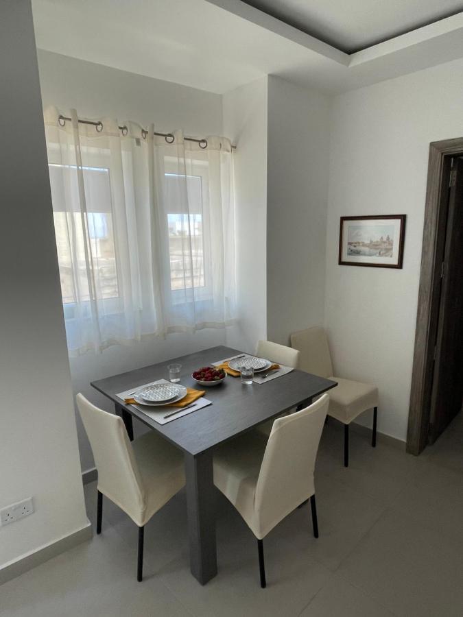 New & Comfortable 7sun Near Sandy Appartamento *
