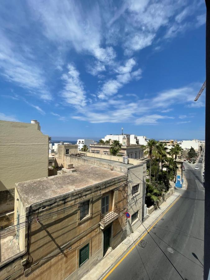 Appartamento New & Comfortable 7sun Near Sandy St. Paul's Bay